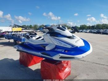  Salvage Yamaha Vx Deluxe