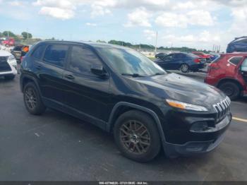  Salvage Jeep Cherokee