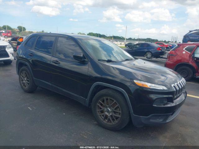  Salvage Jeep Cherokee