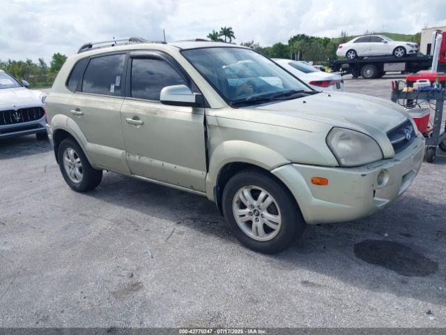  Salvage Hyundai TUCSON