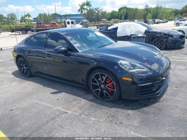  Salvage Porsche Panamera