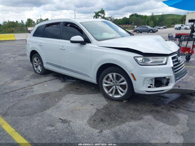  Salvage Audi Q7