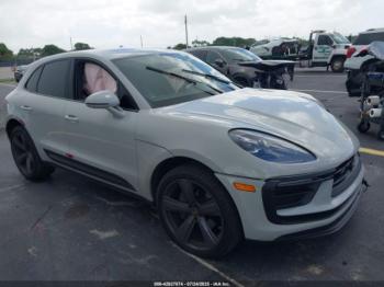  Salvage Porsche Macan