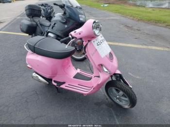  Salvage Vespa Lx
