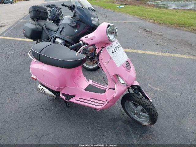  Salvage Vespa Lx