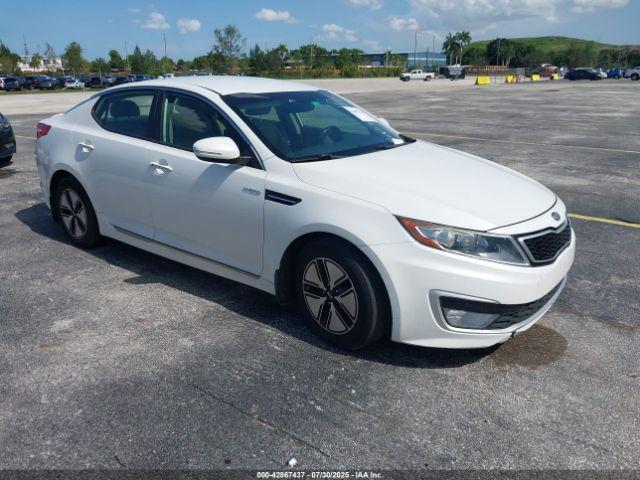  Salvage Kia Optima