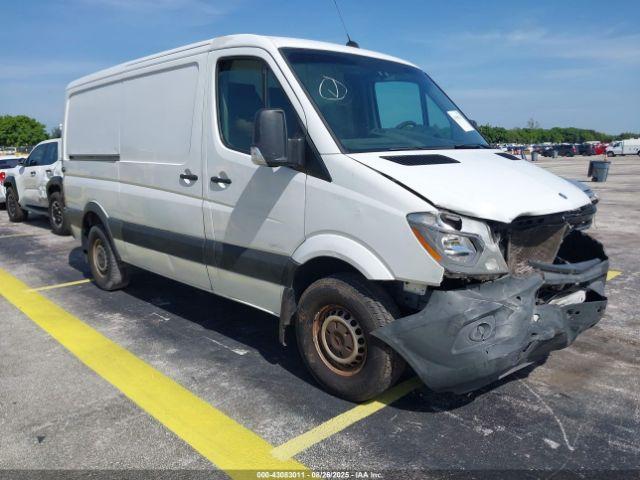  Salvage Mercedes-Benz Sprinter 2500
