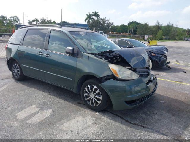  Salvage Toyota Sienna