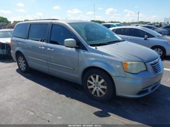  Salvage Chrysler Town & Country