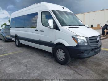  Salvage Mercedes-Benz Sprinter 2500