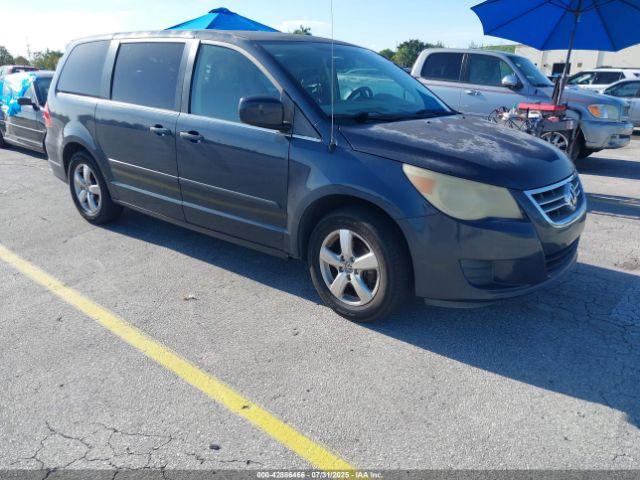  Salvage Volkswagen Routan