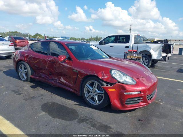  Salvage Porsche Panamera