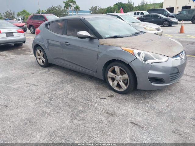  Salvage Hyundai VELOSTER