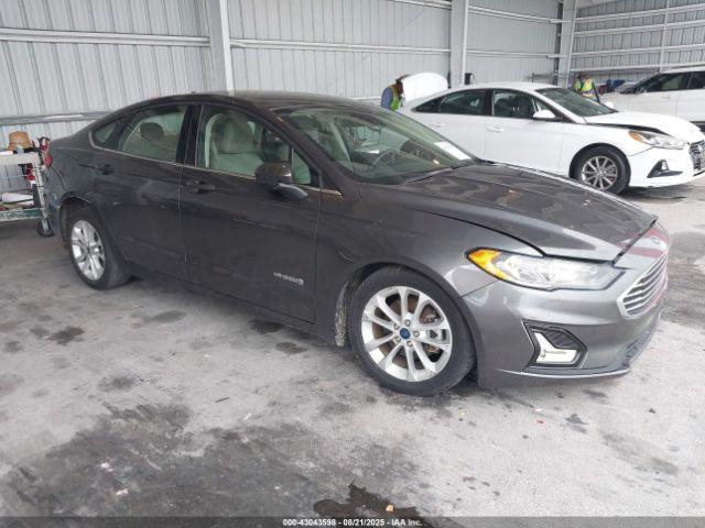  Salvage Ford Fusion