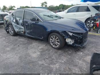  Salvage Mazda Mazda3