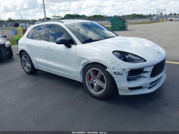 Salvage Porsche Macan