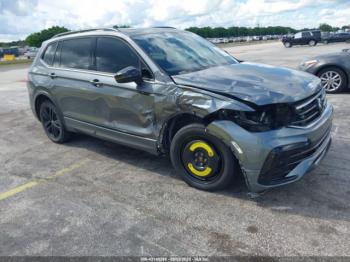  Salvage Volkswagen Tiguan