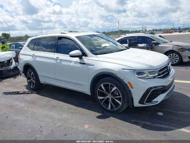  Salvage Volkswagen Tiguan