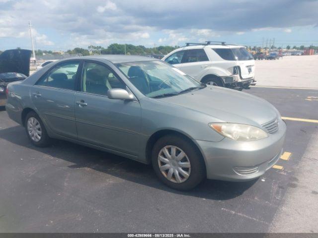  Salvage Toyota Camry