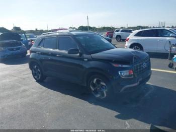  Salvage Hyundai VENUE