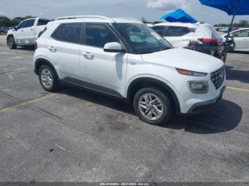  Salvage Hyundai VENUE