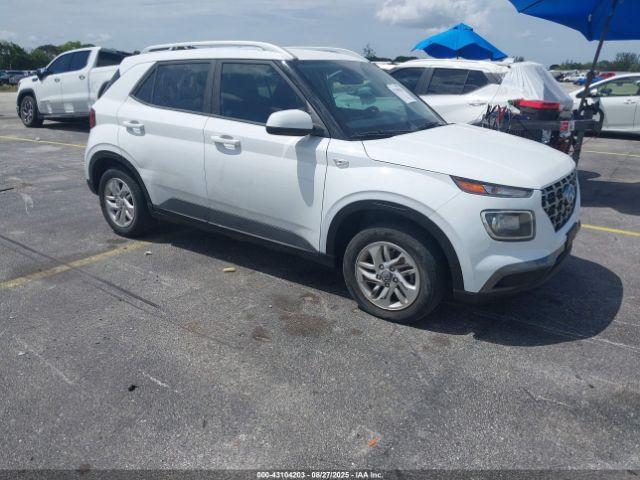  Salvage Hyundai VENUE
