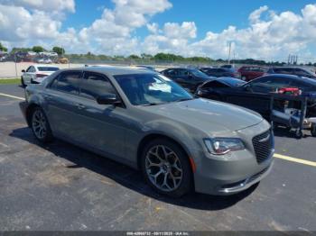  Salvage Chrysler 300