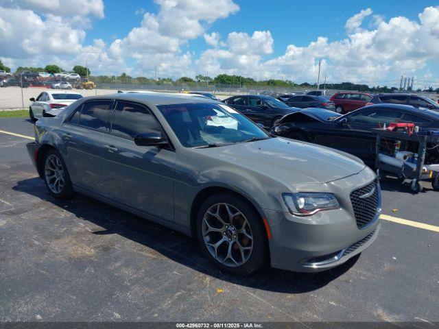  Salvage Chrysler 300