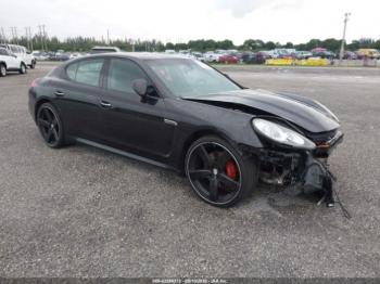  Salvage Porsche Panamera