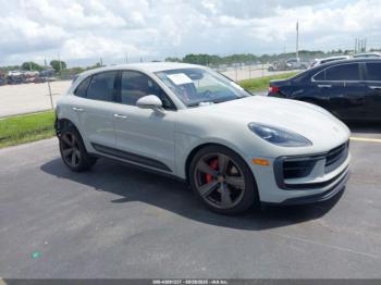  Salvage Porsche Macan