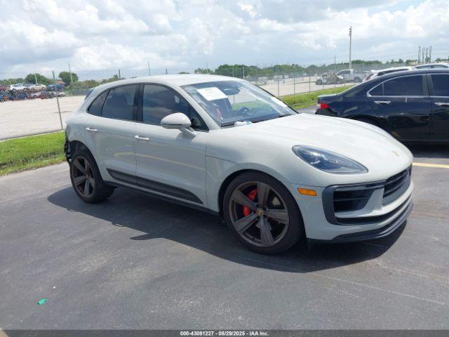  Salvage Porsche Macan