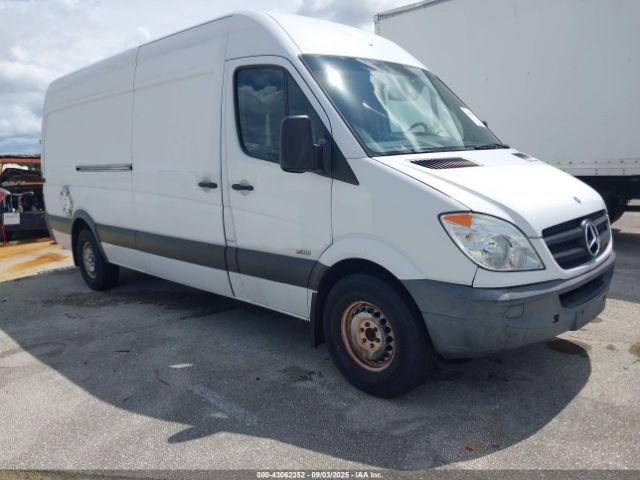  Salvage Mercedes-Benz Sprinter 2500
