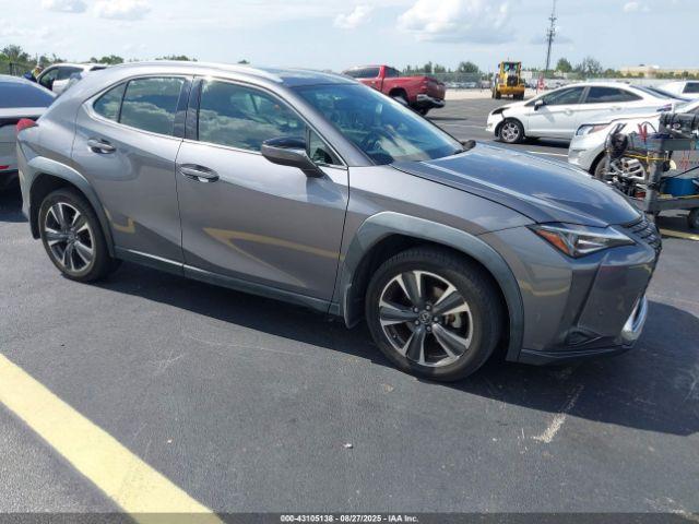  Salvage Lexus Ux