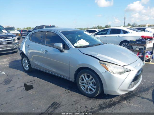  Salvage Toyota Yaris