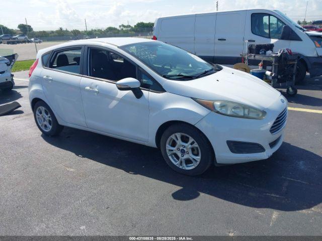  Salvage Ford Fiesta