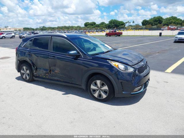  Salvage Kia Niro