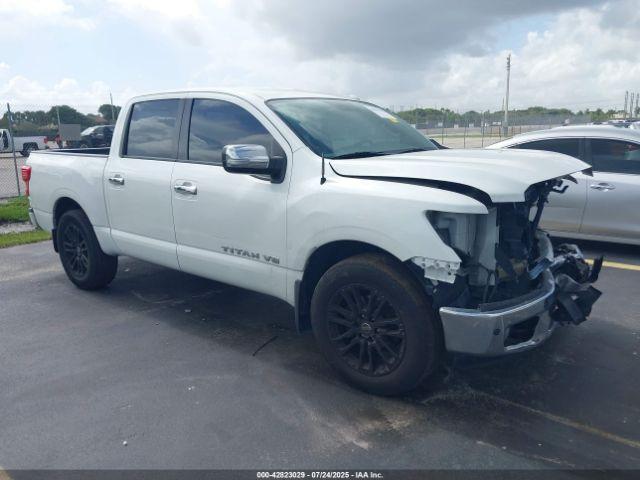  Salvage Nissan Titan