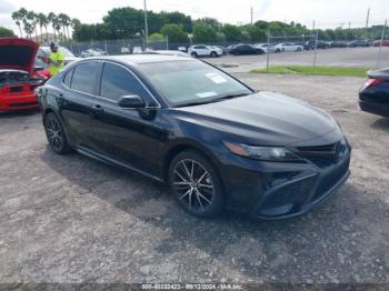  Salvage Toyota Camry