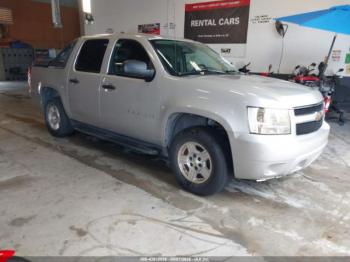 Salvage Chevrolet Avalanche 1500