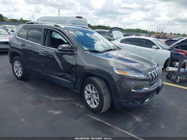  Salvage Jeep Cherokee