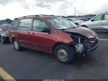  Salvage Toyota Sienna