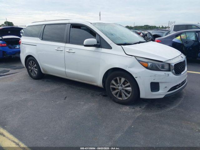  Salvage Kia Sedona