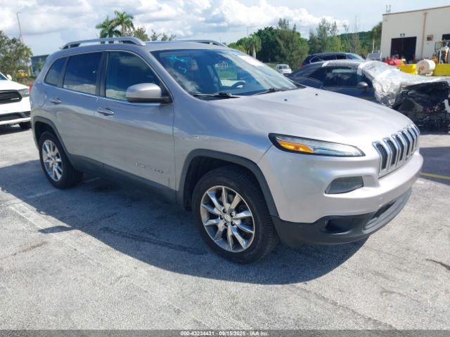  Salvage Jeep Cherokee