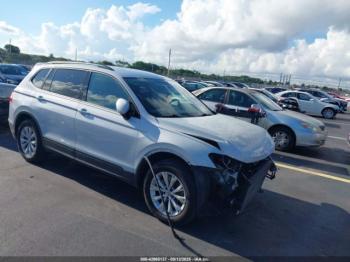  Salvage Volkswagen Tiguan