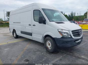 Salvage Mercedes-Benz Sprinter 2500