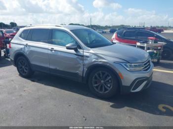  Salvage Volkswagen Tiguan
