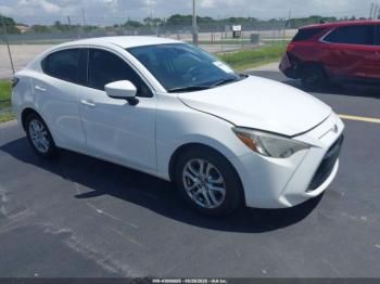  Salvage Toyota Yaris