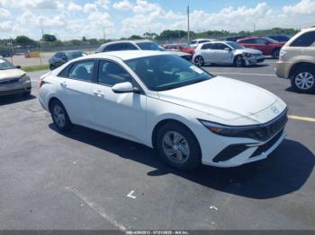  Salvage Hyundai ELANTRA