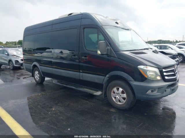  Salvage Mercedes-Benz Sprinter 2500