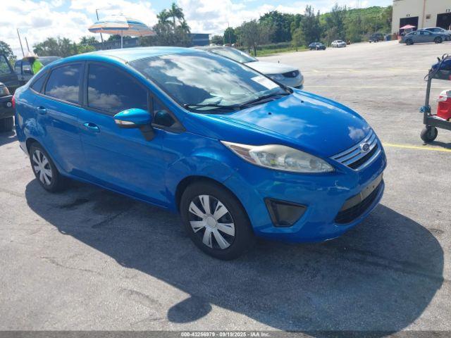  Salvage Ford Fiesta
